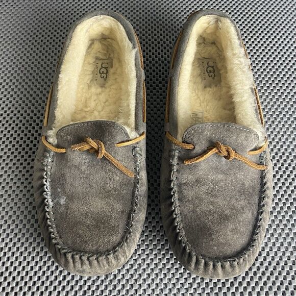 UGG Shoes - Ugg Dakota Moccasins Slippers Loafers Womens Size 10 Gray Leather Sheepskin